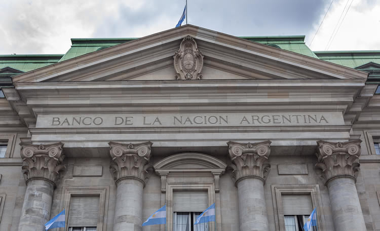 Expendedores de combustibles gestionan nuevo acuerdo para créditos del Banco Nación