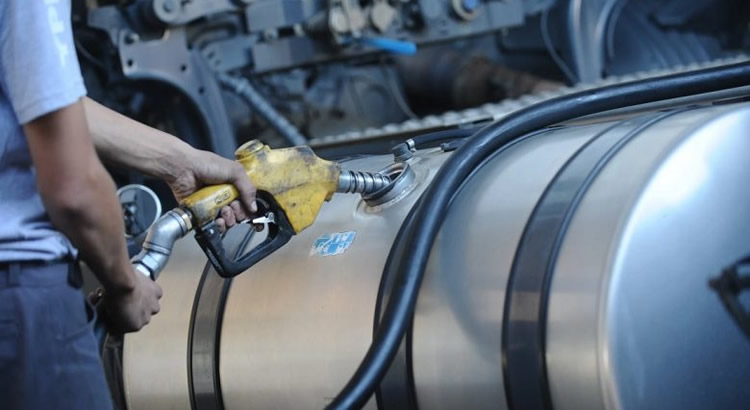 Cae la venta de combustibles en las Estaciones de Servicio