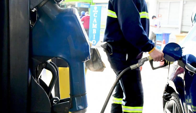 Uruguay: Pronostican que no habría cambios en los precios de los combustibles para diciembre