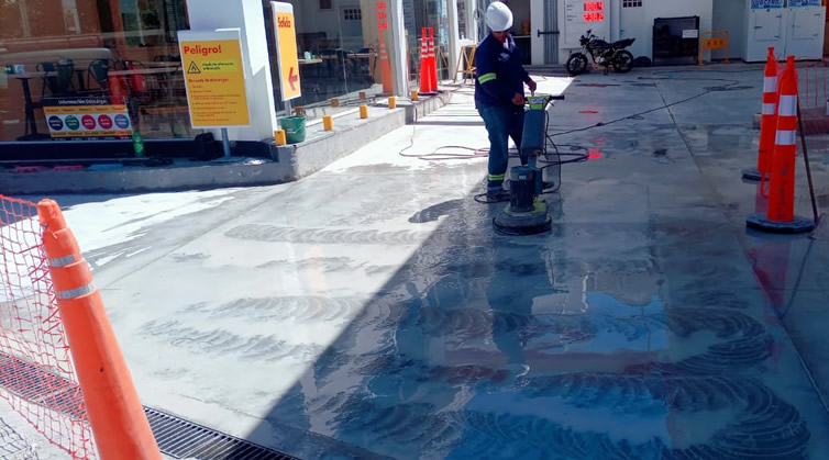 ¿Cuál es el mejor piso para una Estación de Servicio y que aspectos tener en cuenta?