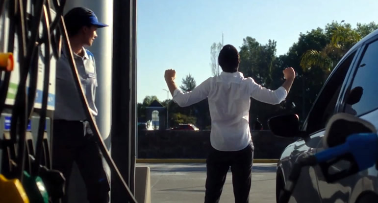 YPF INFINIA lanza una nueva campaña haciendo foco en nuestro “Motor Interno”