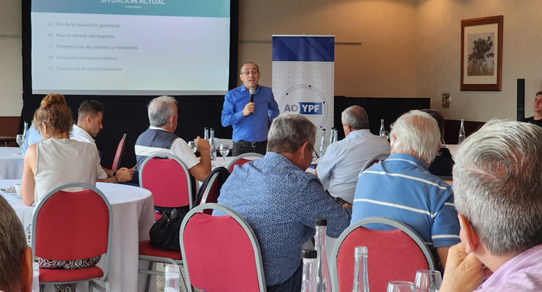 Operadores de YPF debatieron sobre la situación actual de la Red
