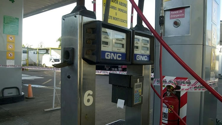 Gestiones contra reloj para mantener el abastecimiento de gas a más de 200 Estaciones de Servicio de GNC
