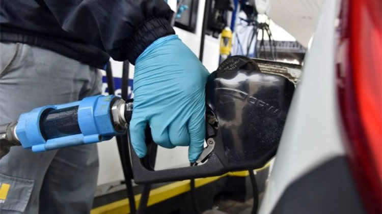 Estacioneros reclaman una actualización automática y fija de la comisión por venta de combustibles