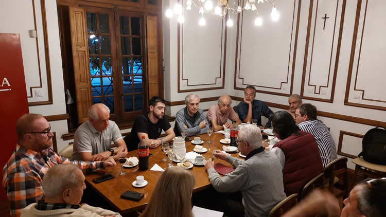 Expendedores buscarán estrategias comunes para encarar la problemática del GNC