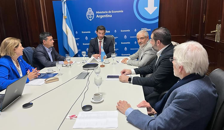 Estaciones de Servicio advierten: “De seguir en esta inercia vamos a un conflicto inevitable”