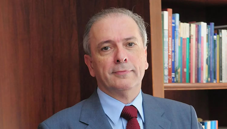 Daniel Montamat: “Las Estaciones de Servicio podrían sufrir un fuerte impacto en caso de devaluación”