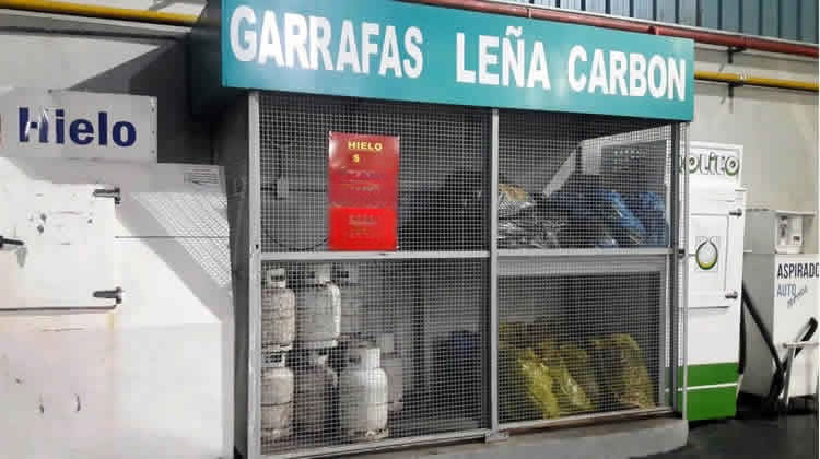 El gobierno estableció normas para la comercialización de un producto de venta masiva en Estaciones de Servicio