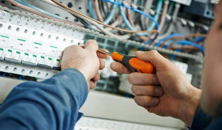 Capacitación: Riesgos y soluciones para resguardar el suministro eléctrico en Estaciones de Servicio