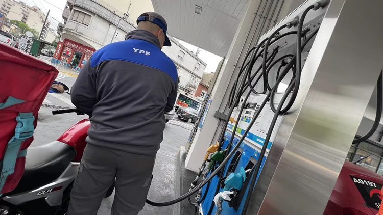 YPF alcanzó un nuevo máximo histórico de ventas de combustibles