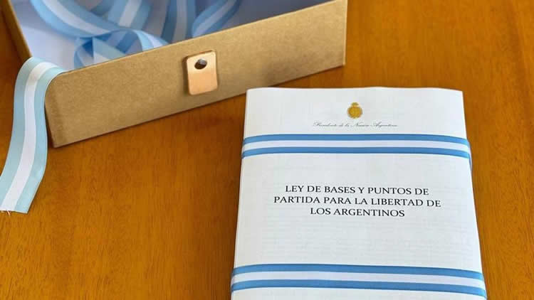 El Proyecto de Ley enviado al Congreso por Milei prohíbe la intervención estatal en los precios de los combustibles