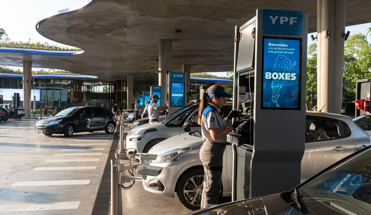 YPF puso oficialmente en funcionamiento la Estación de Servicio Alcorta