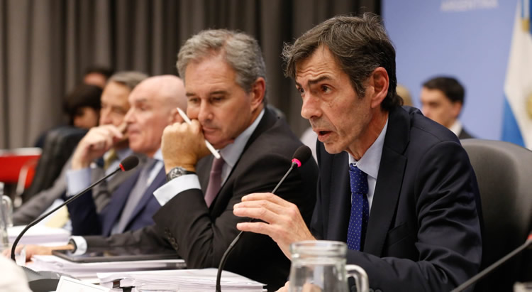 El gobierno propuso duplicar el corte de bioetanol en las naftas