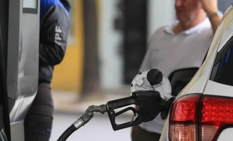 A pesar de los aumentos de combustibles el punto de equilibrio de las Estaciones de Servicio se elevó en 100 mil litros