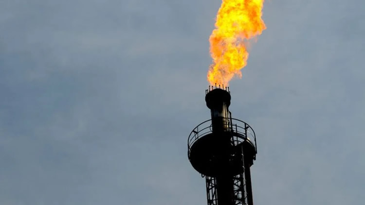 ANCAP reportó pérdidas millonarias en los últimos 6 meses vendiendo más barato de lo que pagó por el combustible importado