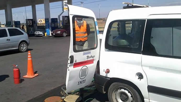 Avanza la puesta en marcha del Programa de Calidad de Combustibles pese a la crisis que atraviesa el INTI