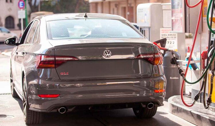 Recomiendan a los estacioneros cubrirse ante una nueva obligación legal que podría extenderse a todo el país