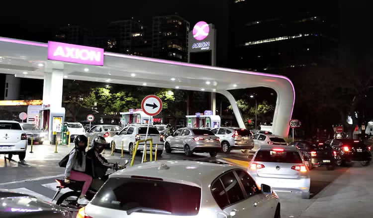 Estacioneros pronostican la inminente reactivación de la demanda de combustibles
