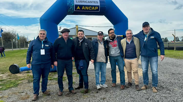 La Asociación Uruguaya de Volantes homologó lubricante 10W60 de ANCAP para todas sus categorías