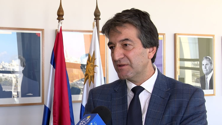 UTE espera ampliar red de carga en todo el Uruguay instalando cargadores públicos en predios privados