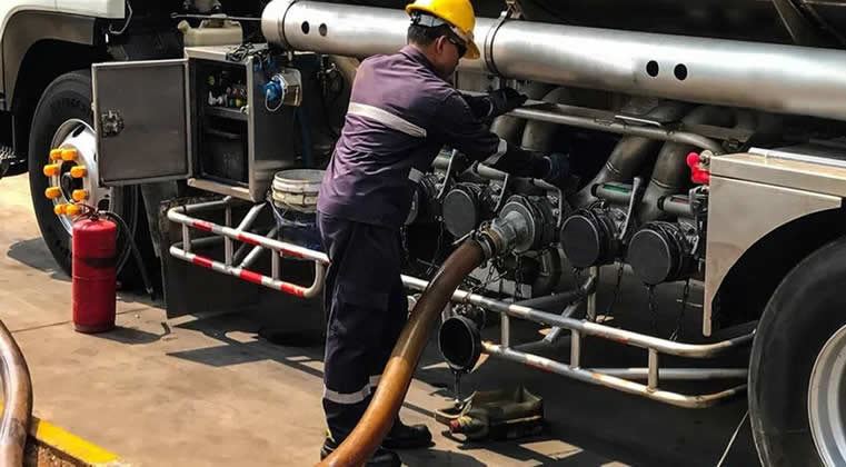 Veinte Estaciones de Servicio “con fin social”, mantendrán bonificación adicional en “precio en planta”