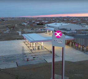 AXION energy inauguró una mega Estación de Servicio en un enclave estratégico del sur del país