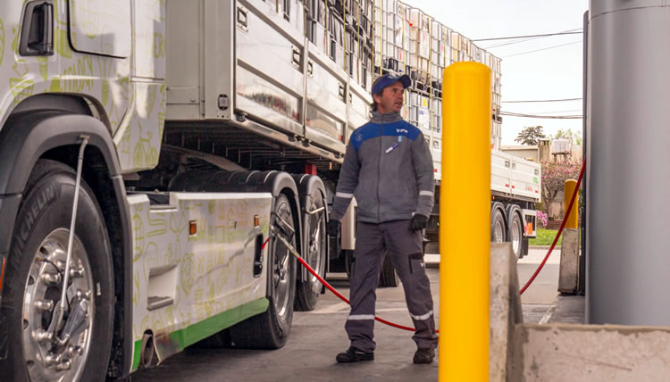 Carga de GNC al transporte pesado: No será necesario tramitar una nueva habilitación municipal