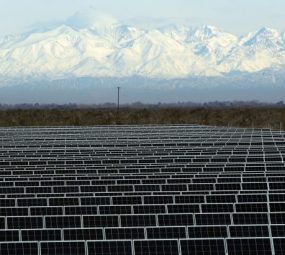 Estacioneros continúan las gestiones para poner en marcha un parque solar para abastecer de electricidad a 20 Estaciones de Servicio