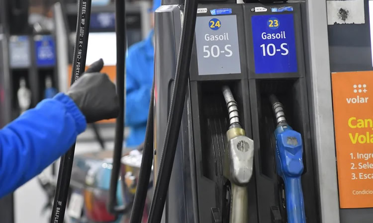 Record de venta de combustibles en Uruguay en 2024