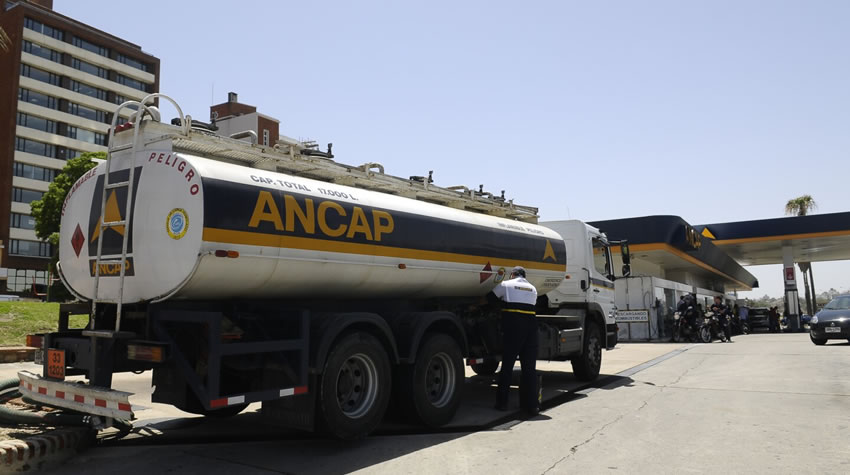 La caída del precio del galón de petróleo en el mundo marca tendencia a la baja del combustible en junio