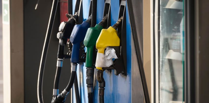 Estacioneros advierten por la distorsión de precios en los combustibles