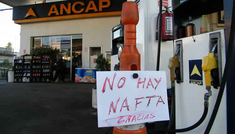 El paro de FANCAP impactó en Estaciones de Servicio: muchas amanecieron sin stock
