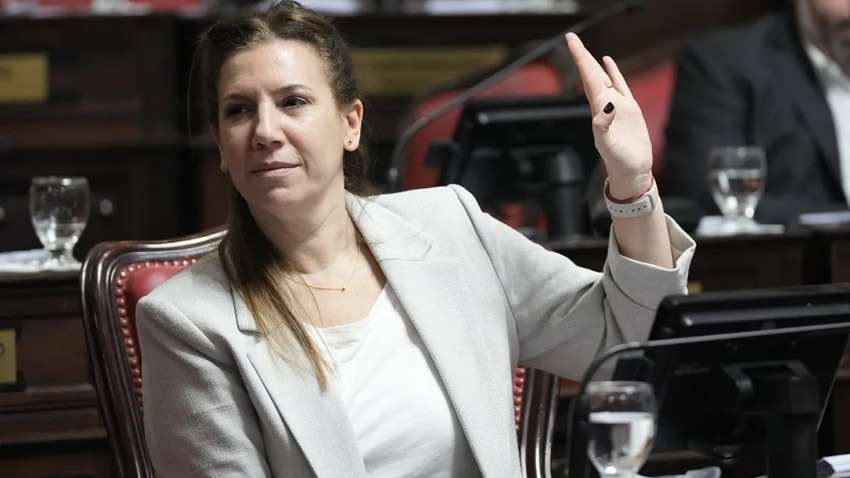 Insisten para que Buenos Aires no quede a contramano del resto del país en materia de autoservicio de combustibles