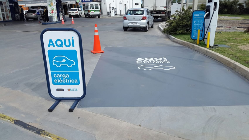 Las Estaciones de Servicio se reconfiguran como pilares de la movilidad eléctrica