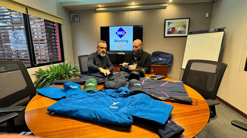 ¿Qué marca está detrás de los uniformes que ves en cada estación?