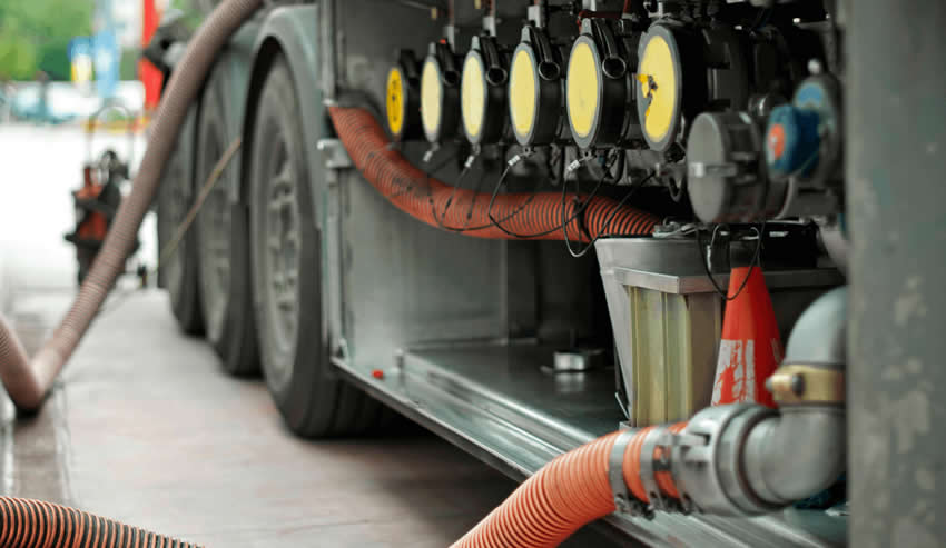 Controles de calidad de combustibles bajo la lupa: los estacioneros piden revisar los protocolos