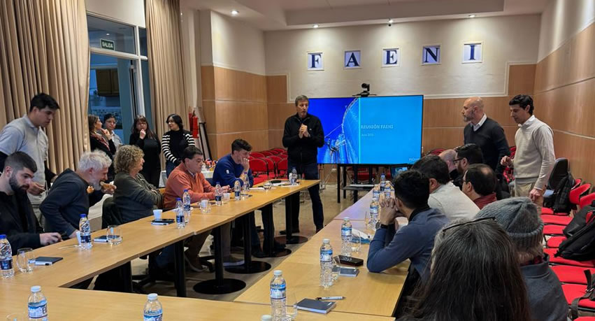 Comisiones por bandera: la estrategia de los estacioneros para negociar en bloque