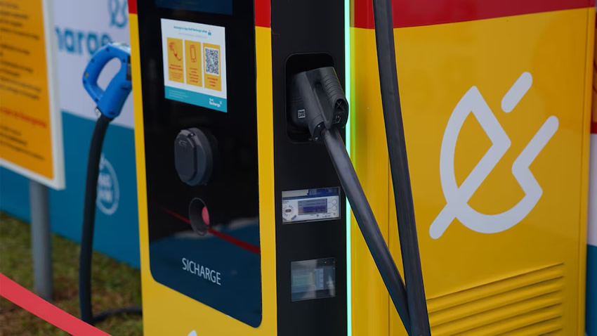 Estaciones de Servicio y autos eléctricos: la transición se hace esperar