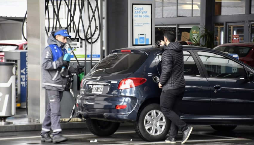 Más que cargar nafta: así se configura la nueva estación digital de YPF