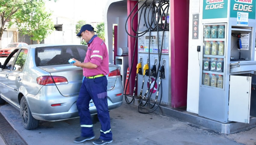 Trabajadores de Estaciones de Servicio esperan conocer el dato de inflación para definir la próxima actualización salarial
