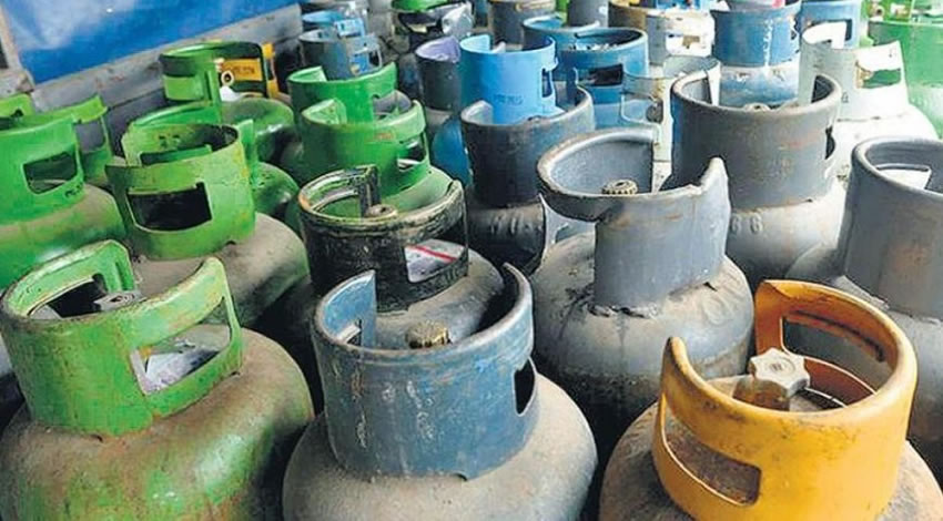 Aduanas habilitó el ingreso de garrafas desde Brasil sin participación de URSEA y generó fuerte cuestionamiento del regulador