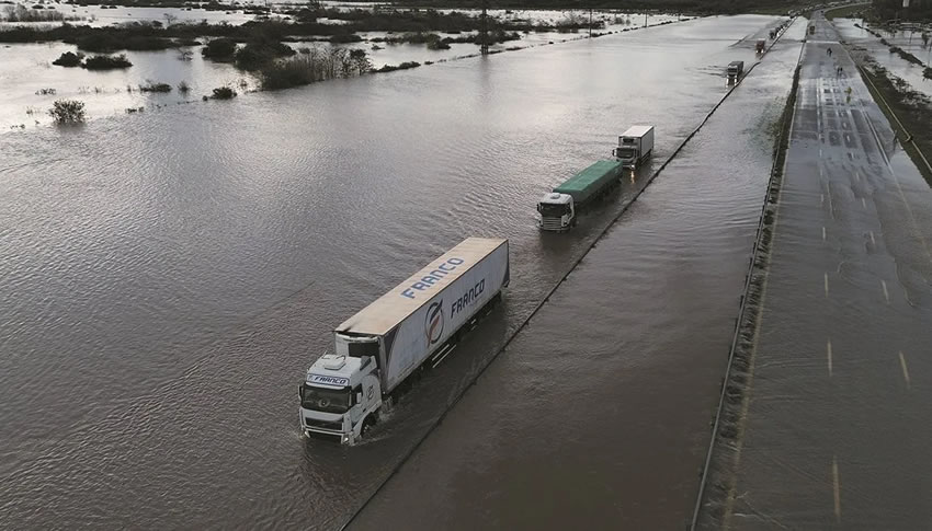 Estaciones de Servicio reclaman alivio impositivo y obras ante el impacto de las inundaciones rurales