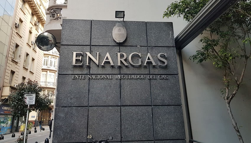 ENARGAS abre la consulta pública para actualizar el control de cilindros de GNC
