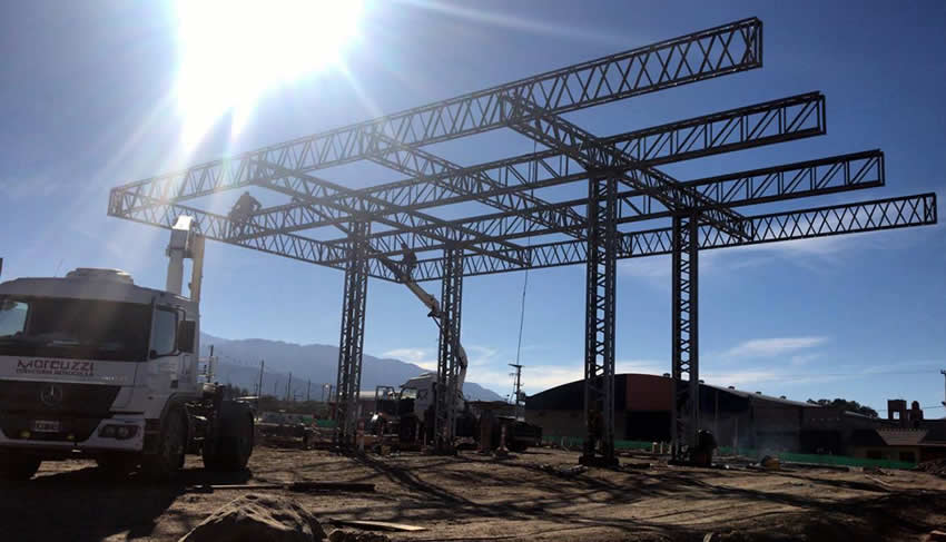 Las nuevas concesiones viales permitirán la construcción de Estaciones de Servicio sobre las autopistas