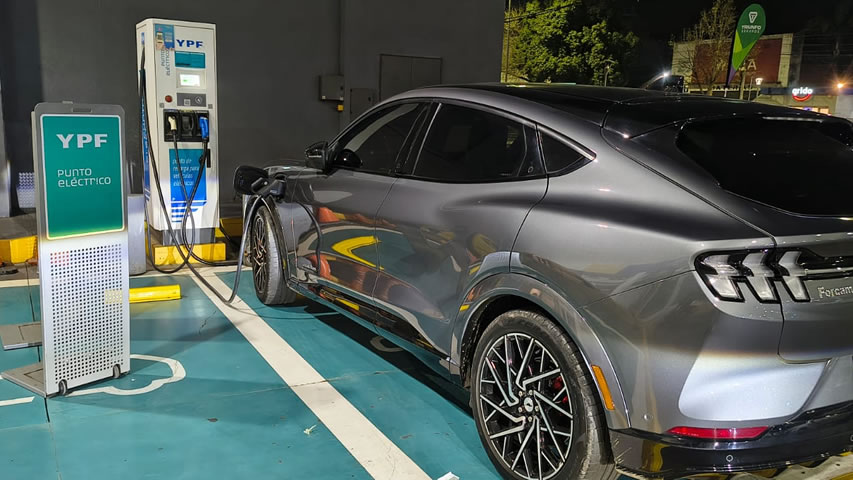 Por qué 2026 marcará el salto real de la electromovilidad en las Estaciones de Servicio