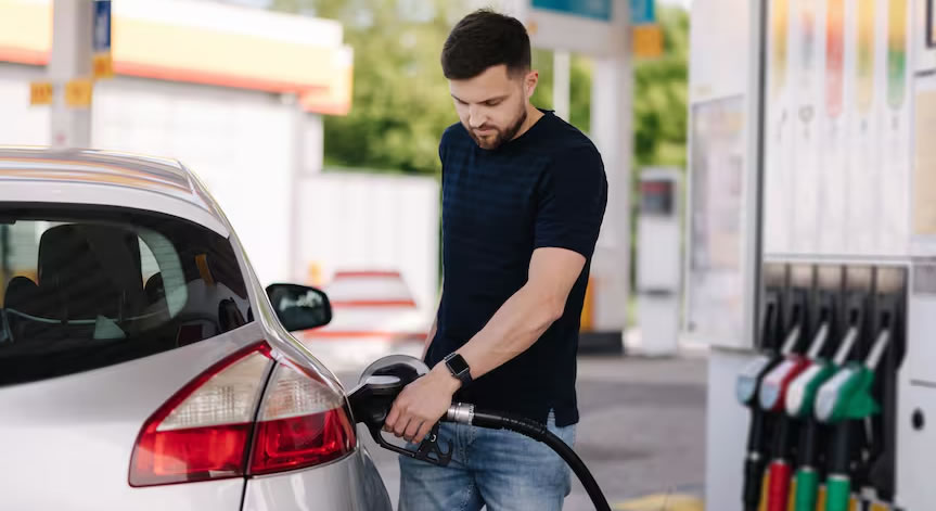 ¿Qué porcentaje de automovilistas optan por el autodespacho de combustibles?