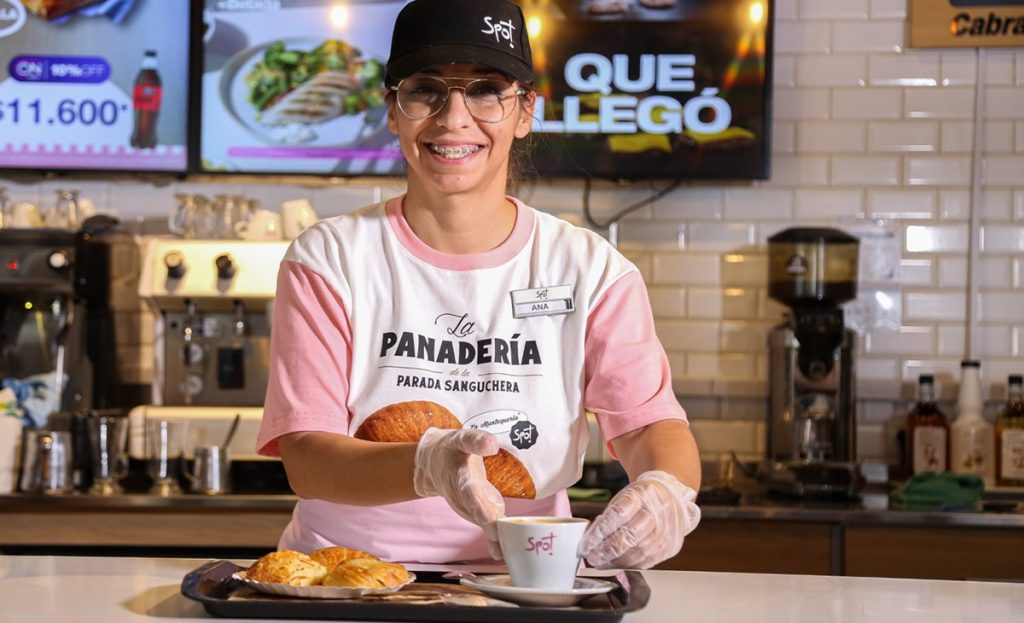 Estaciones de Servicio con panadería propia, la nueva apuesta de AXION energy