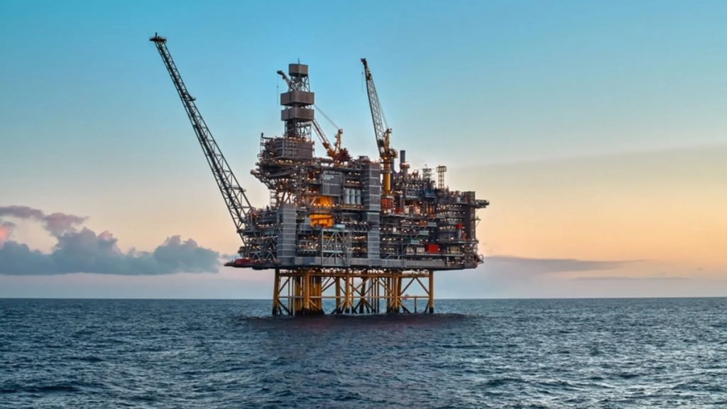 ¿Petróleo en pozo exploratorio del bloque OFF-6?