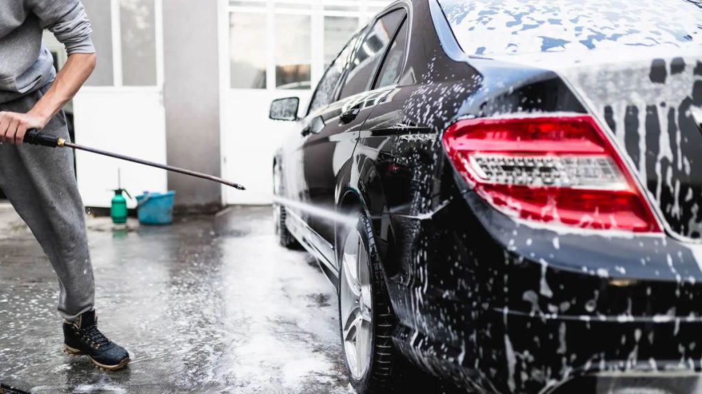 El lavado autoservicio se consolida en las estaciones y acelera su expansión