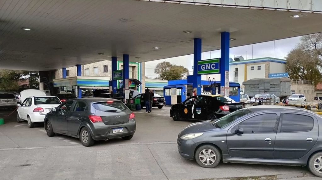 El récord de producción abre la discusión sobre el costo de gas para GNC: ¿atado a la nafta o precio anual fijo?